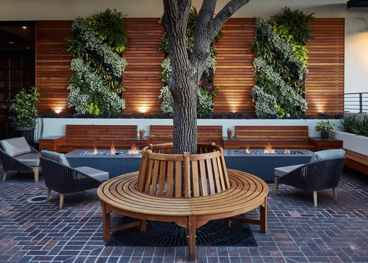 Portola Hotel & Spa Monterey Exterior photo